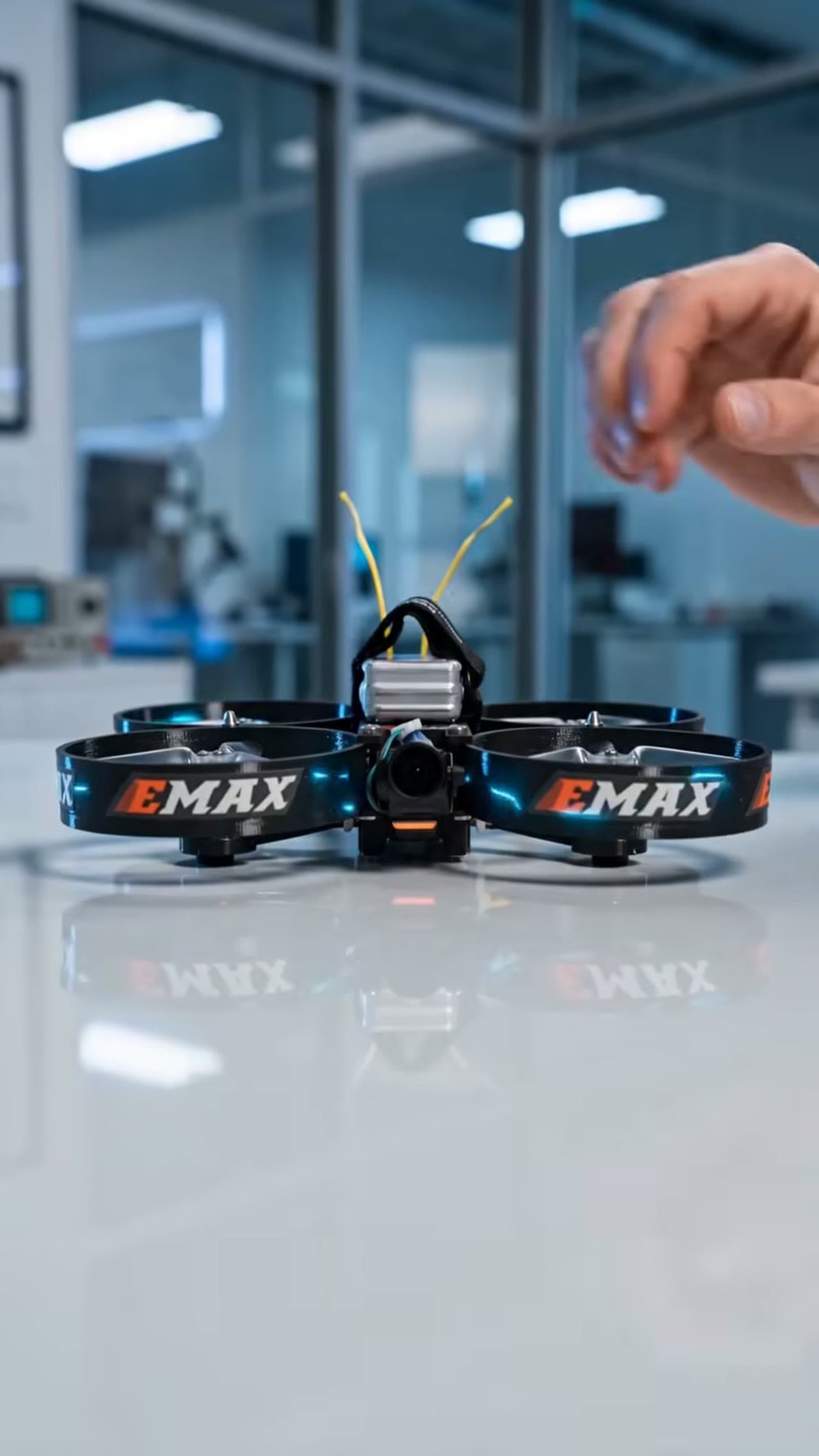 Autonomous Ducted FPV Drone — HD Live Camera, Low-Latency Remote Control | Robo Kids - view 2